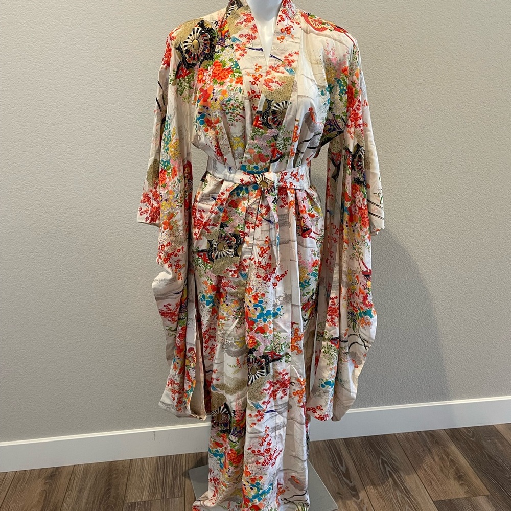 Vintage Handmade Vibrant Floral Kimono with Belt